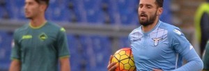 WCENTER 0XPLCCQLJM                Lazio's Antonio Candreva celebrates after scoring the 1-1 gol during Italian serie A soccer match SS Lazio vs US Palermo at the Olimpico stadium in Rome, Italy, 22 November 2015.               ANSA / MAURIZIO BRAMBATTI
