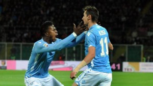 Lazio's forward Miroslav Klose celebrates after scorinf during the Italian Serie A soccer match between US Palermo and SS Lazio at Renzo Barbera Stadium in Palermo, 10 April 2016. ANSA/ PALAZZOTTO